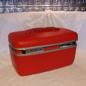 Traincase Vintage Carry On Luggage By Town Craft Red Makeup Case